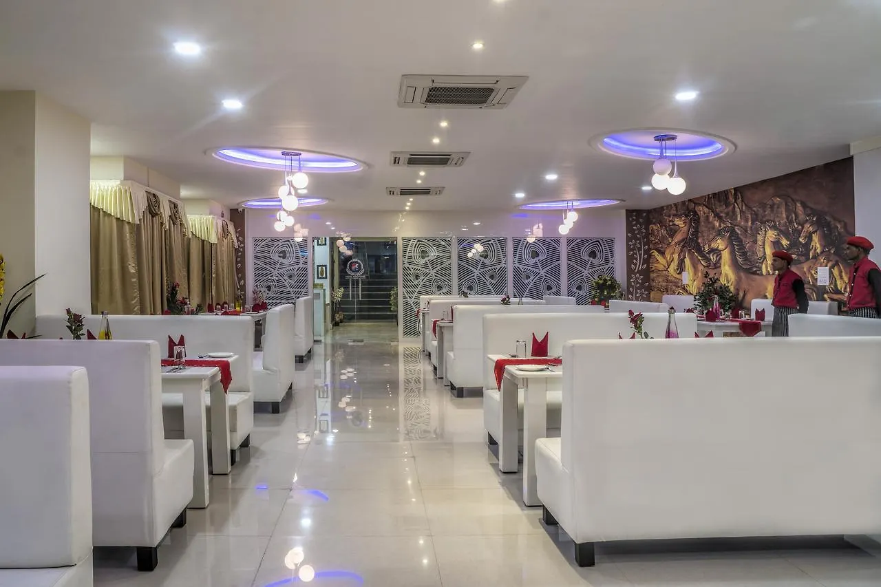***  Hotel Kingfisher Udaipur India